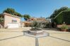 Villa en Estepona - 1072 Beachfront El Paraiso Retreat with Pool & BBQ
