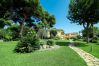 Villa en Estepona - 1072 Beachfront El Paraiso Retreat with Pool & BBQ