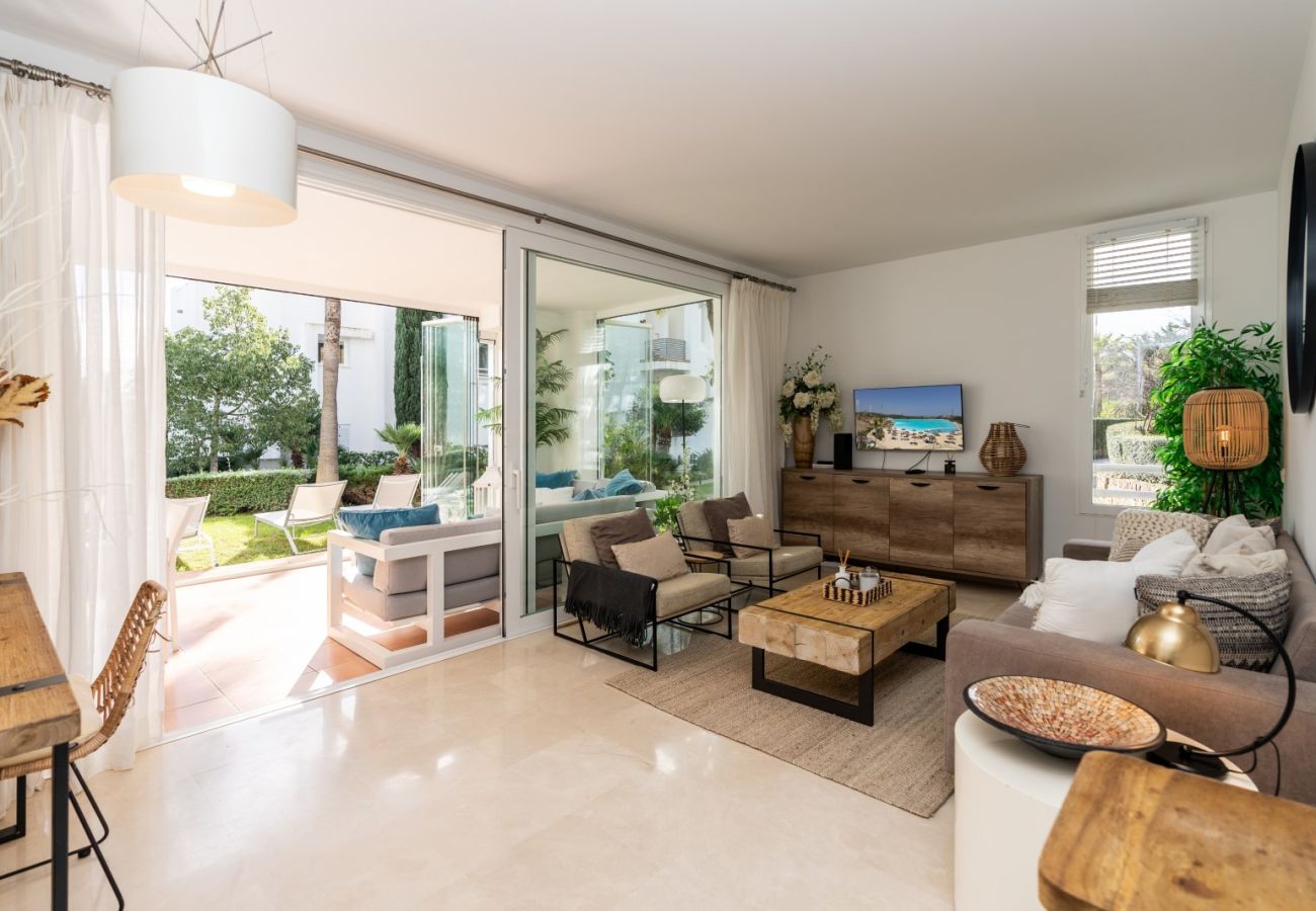 Apartamento en Casares - Charming 2-Bed Retreat Alcazaba Lagoon (304)