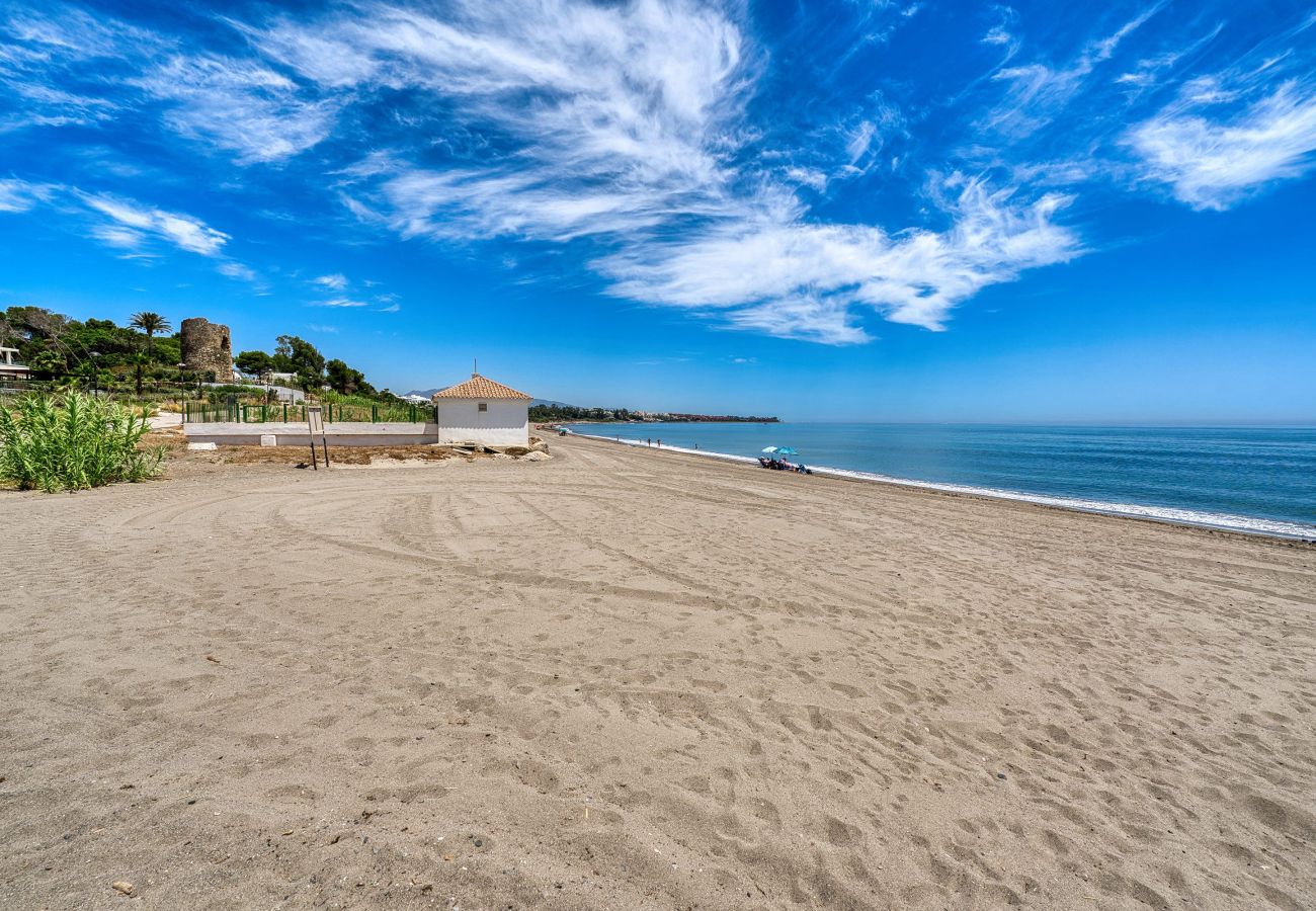 Apartamento en Estepona - 3001 Velaya Beachfront Luxury Apartment