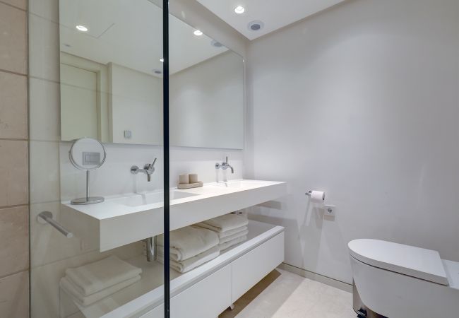 Apartamento en Ojen - 3059 Luxury Escape with Sea Views in Palo Alto