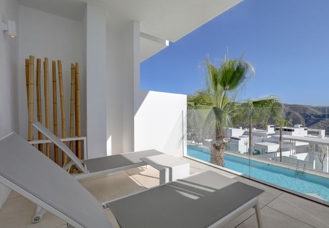 Apartamento en Ojen - 3059 Luxury Escape with Sea Views in Palo Alto