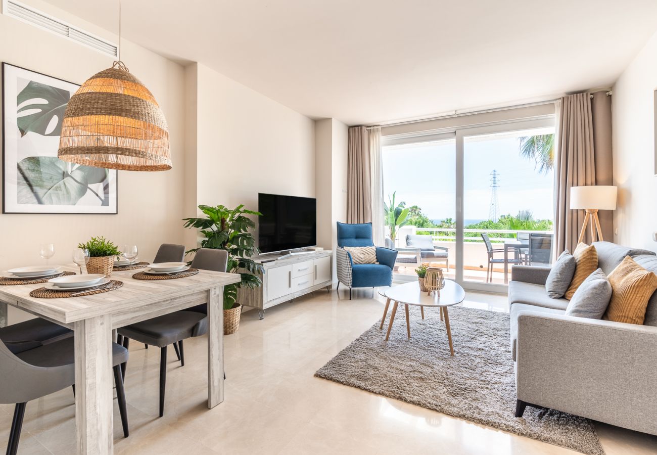 Apartamento en Casares - Modern 2-Bed Apartment | Alcazaba Lagoon (313)