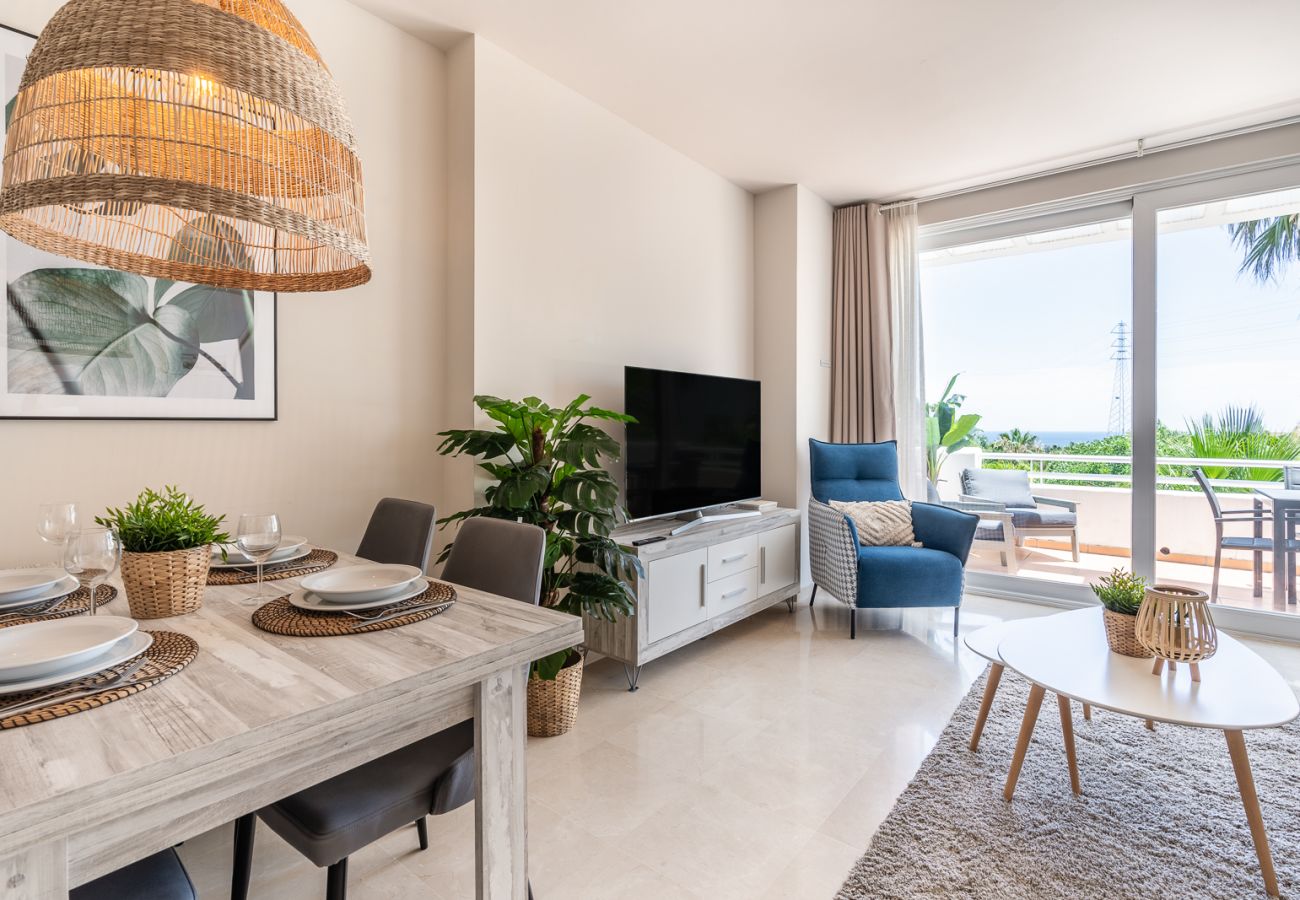 Apartamento en Casares - Modern 2-Bed Apartment | Alcazaba Lagoon (313)