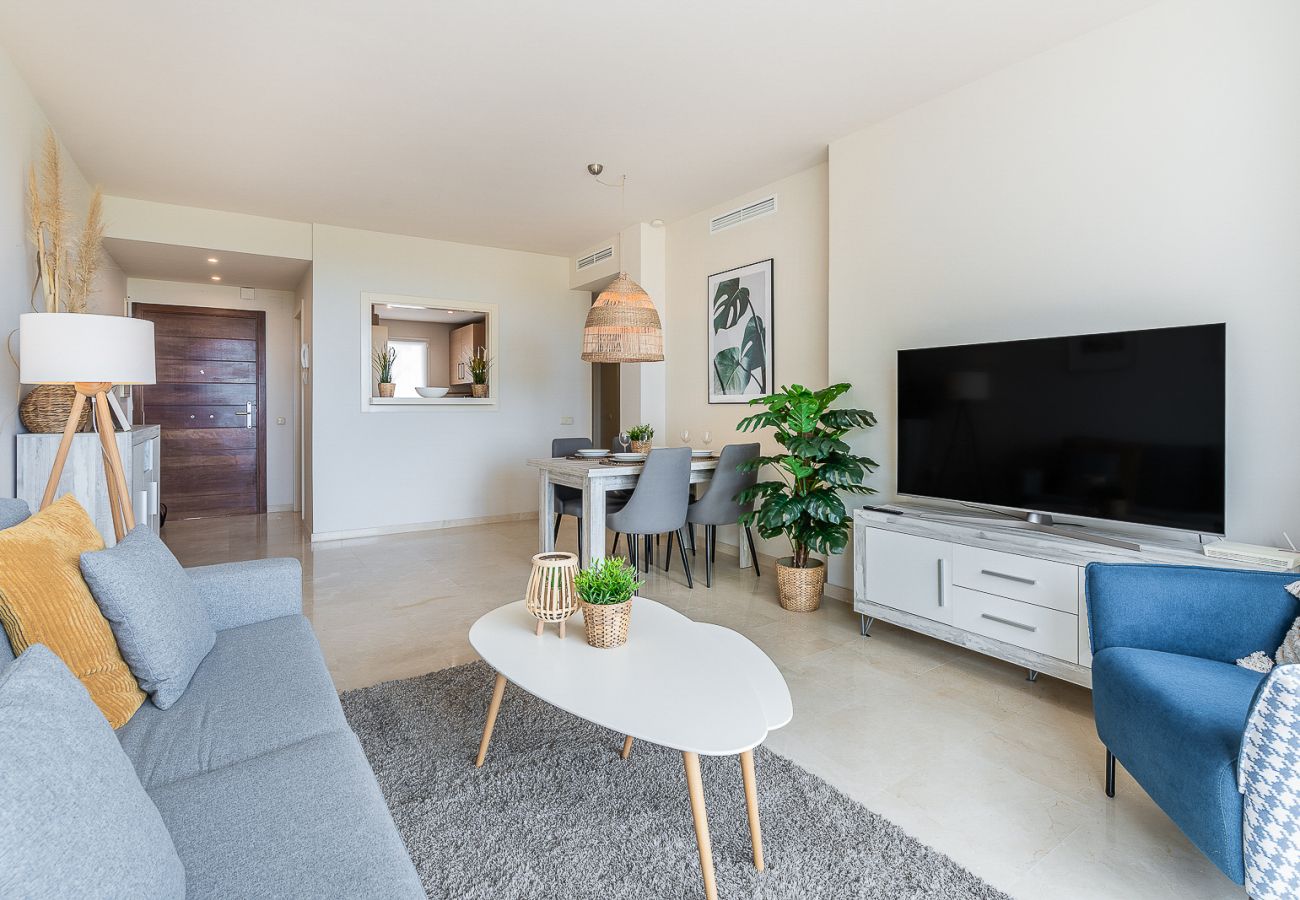 Apartamento en Casares - Modern 2-Bed Apartment | Alcazaba Lagoon (313)