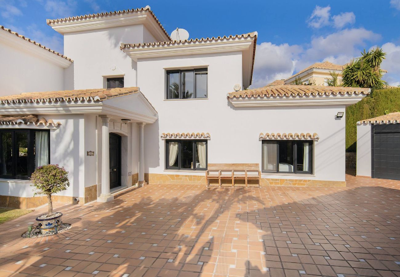 Villa en Marbella - 3310 Villa Flores