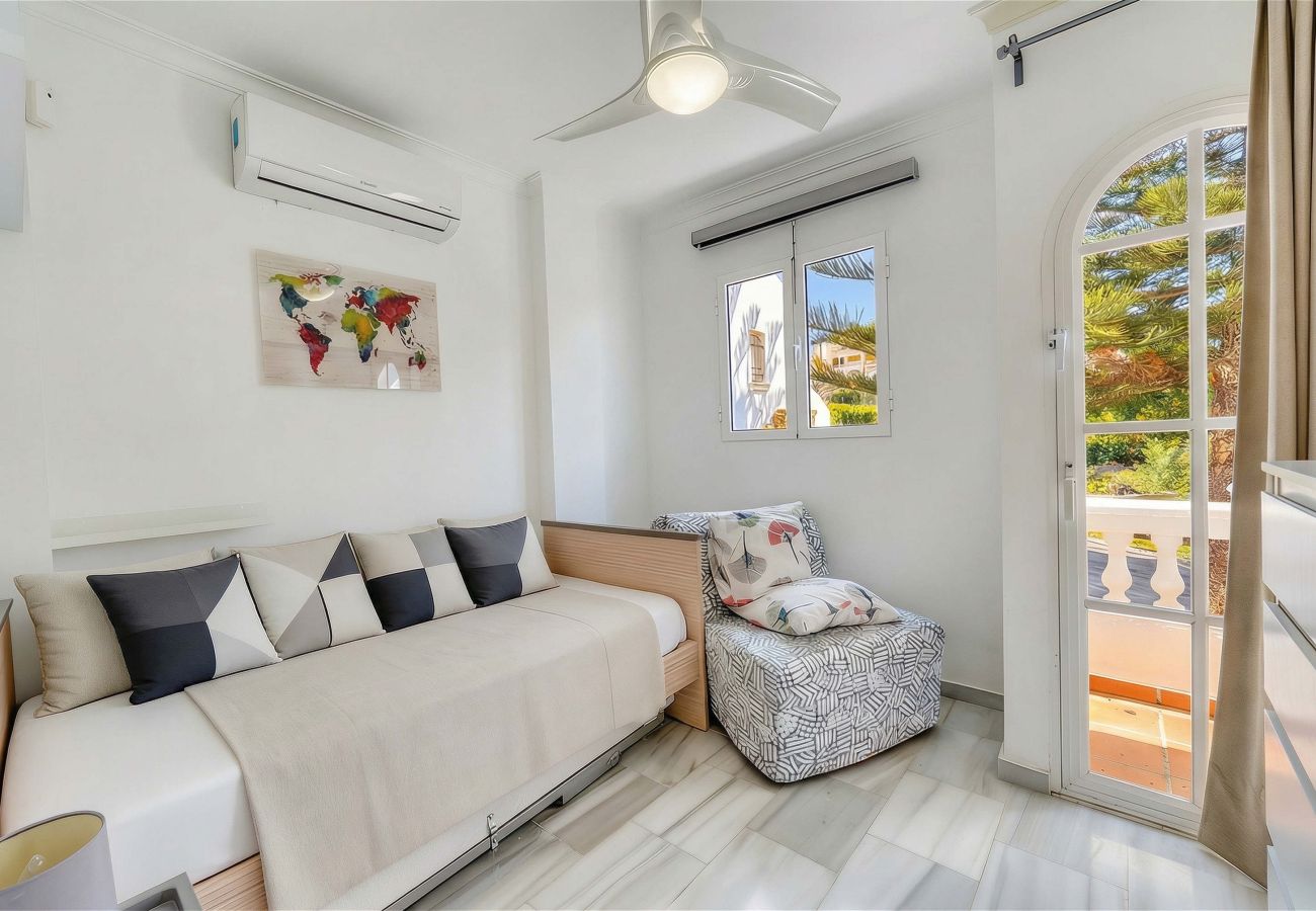 Apartamento en Estepona - 3162 Apartment in Aldea Beach by the sea