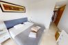 Appartement à Estepona - Beachside Apartment with Pools & Terrace Views