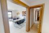 Appartement à Estepona - Beachside Apartment with Pools & Terrace Views