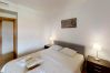 Appartement à Estepona - Beachside Apartment with Pools & Terrace Views
