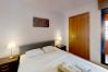 Appartement à Estepona - Beachside Apartment with Pools & Terrace Views