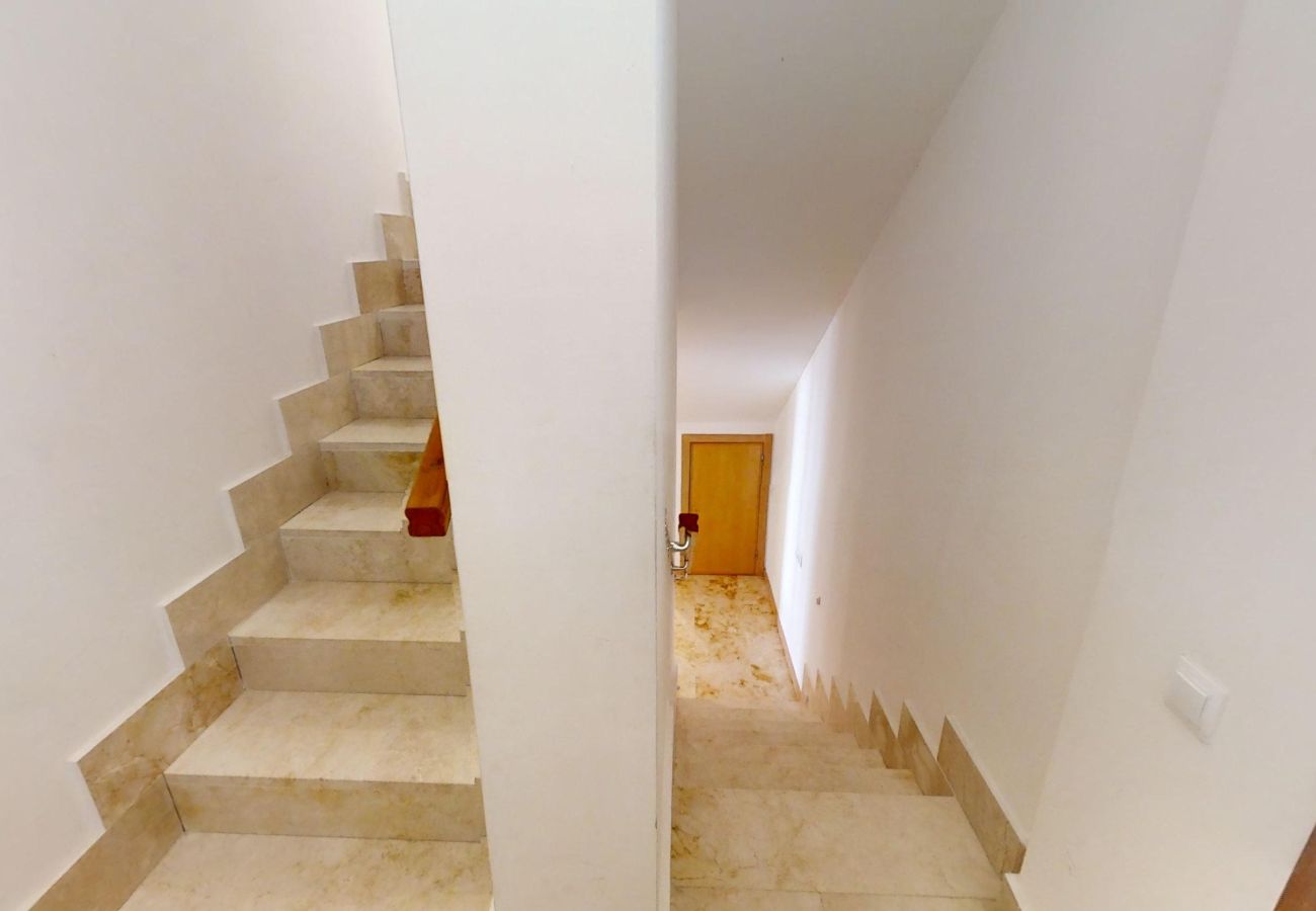 Appartement à Marbella - Apartment with Sea Views and Sunlit Terraces
