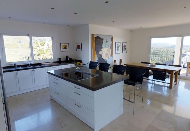 Villa à Marbella - Spacious villa with great outdoor area