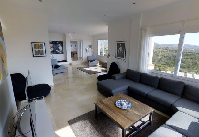 Villa à Marbella - Spacious villa with great outdoor area