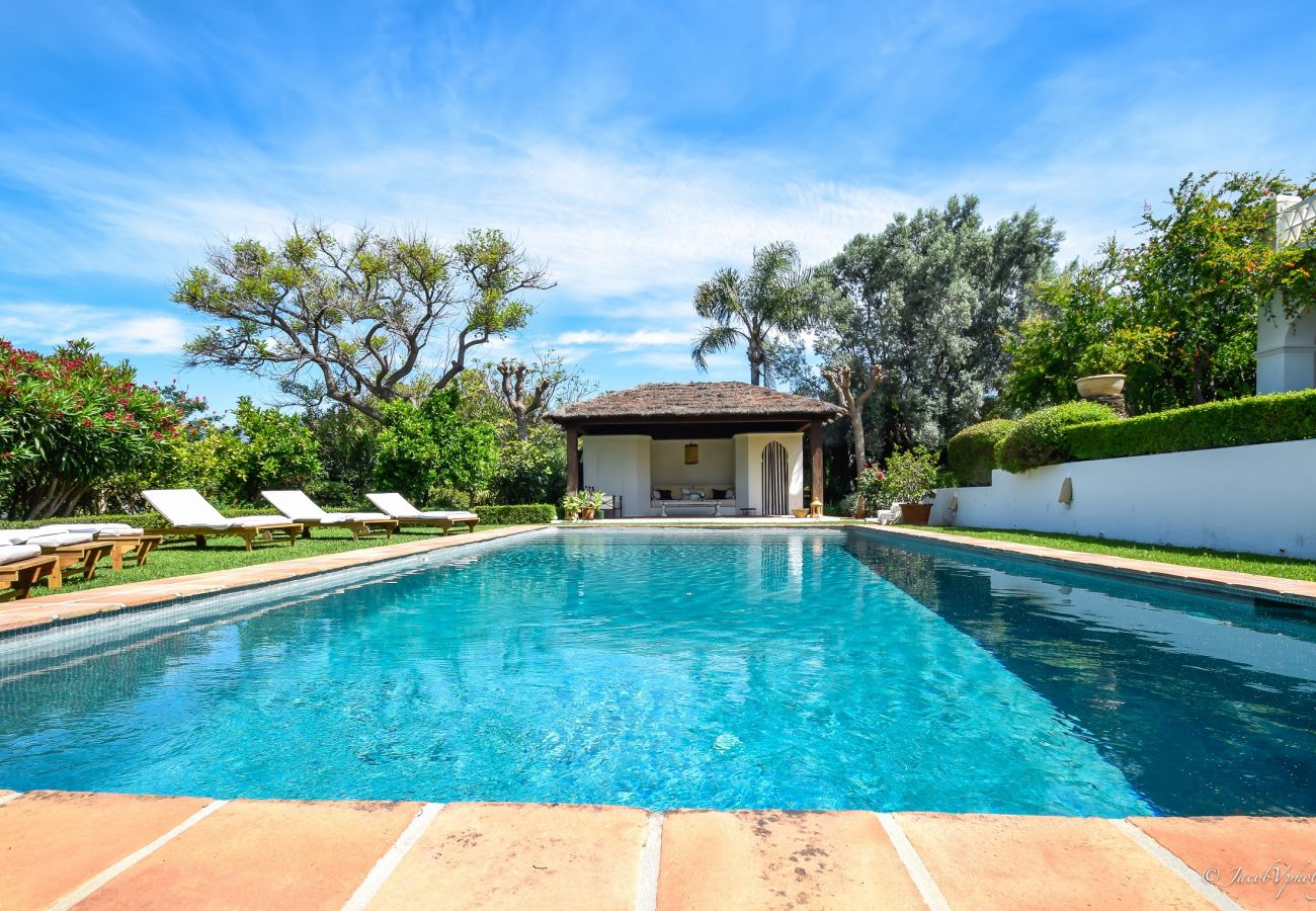 Villa à Marbella - A Real Oasis in  Colonial style