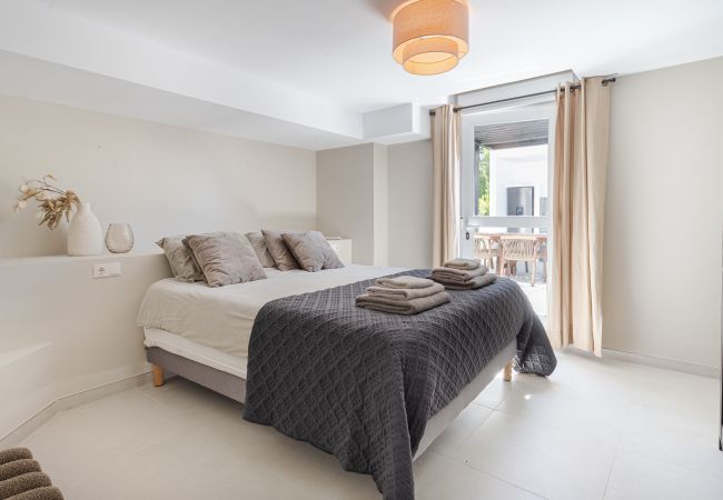 Villa à Marbella - Elegant Villa with sea Views & Pool Marbella