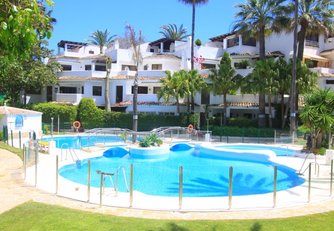 Appartement à Marbella - 1080 - GOLDEN BEACH JACUZZI