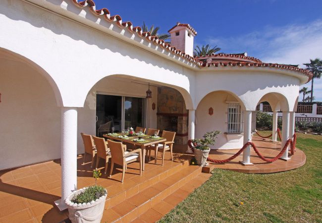 Villa à Marbella - 1100 - BEACH FRONT VILLA