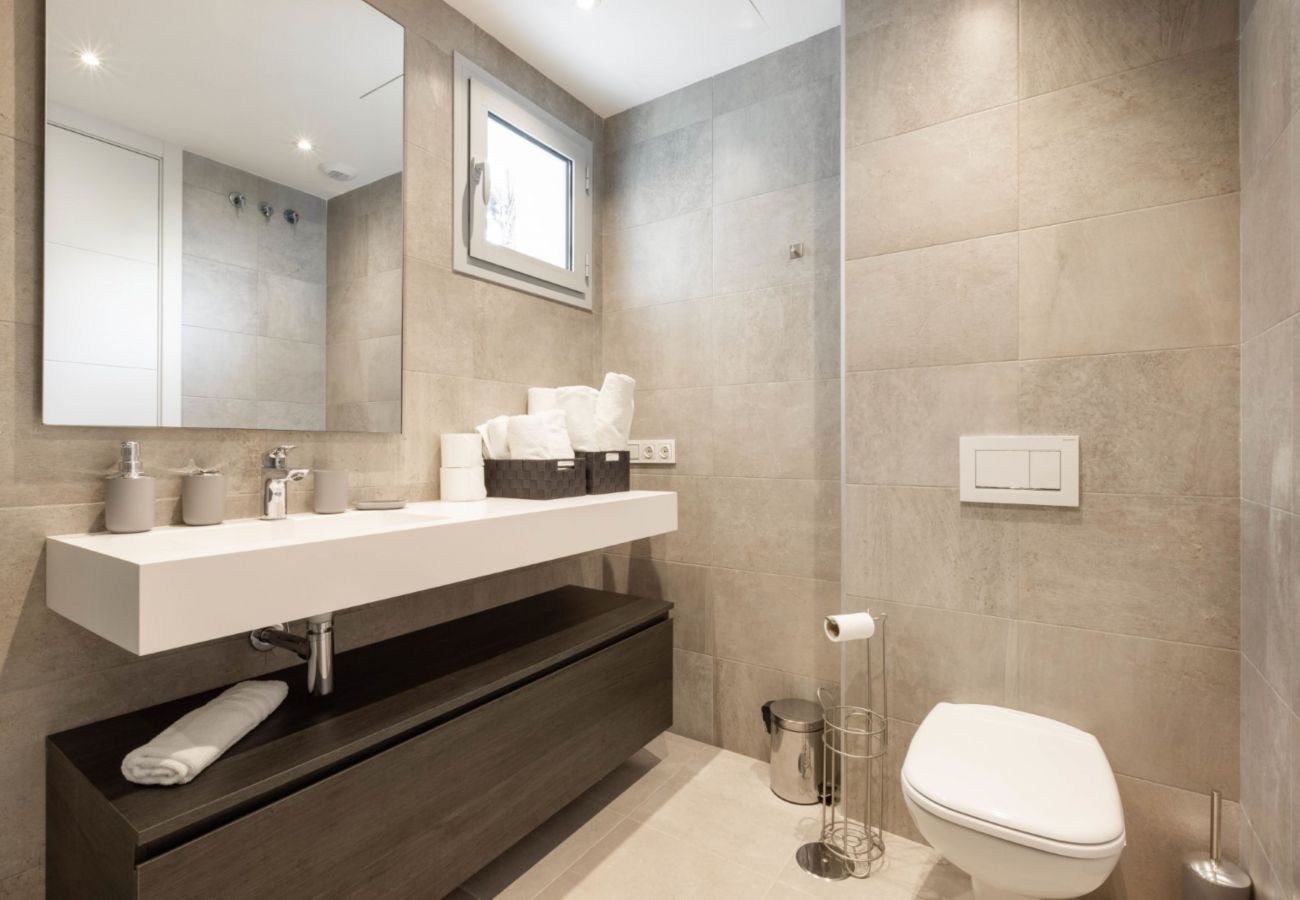 Appartement à Casares - Stylish 3-Bed Apartment | Alcazaba Lagoon (1204)