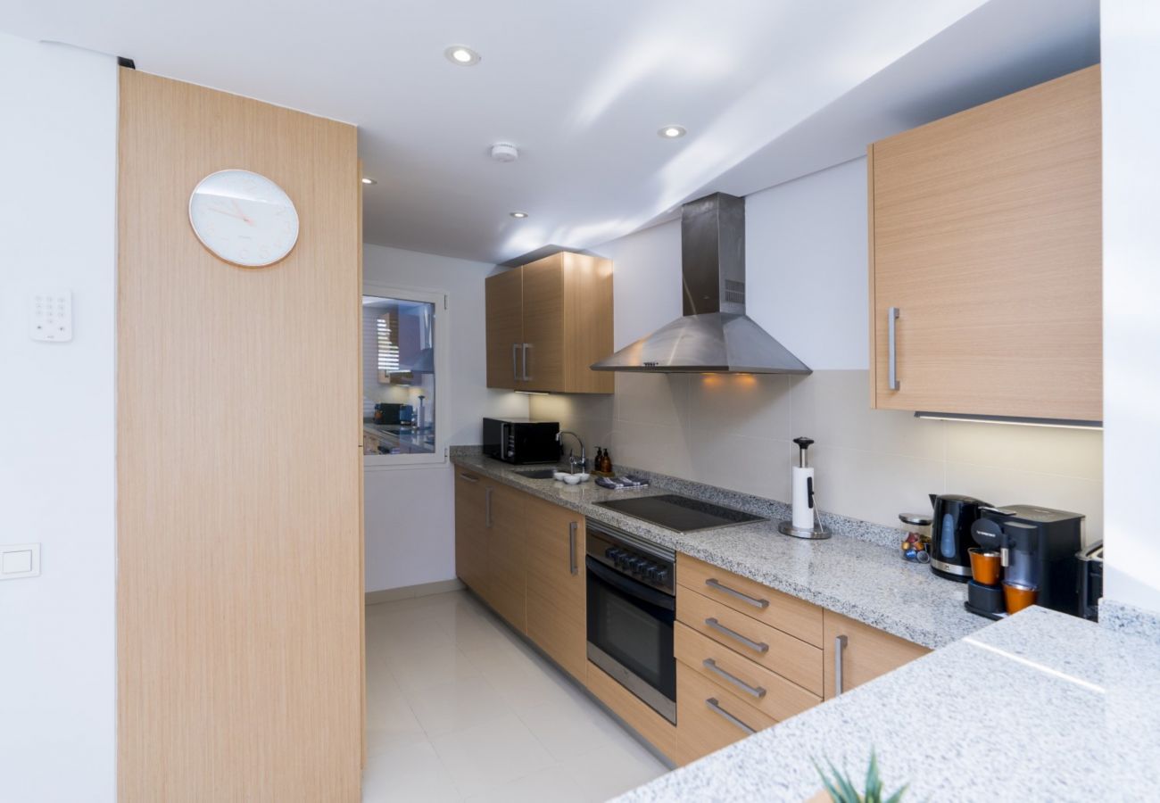 Appartement à Casares - Stylish 2-Bed Apartment | Alcazaba Lagoon (303)
