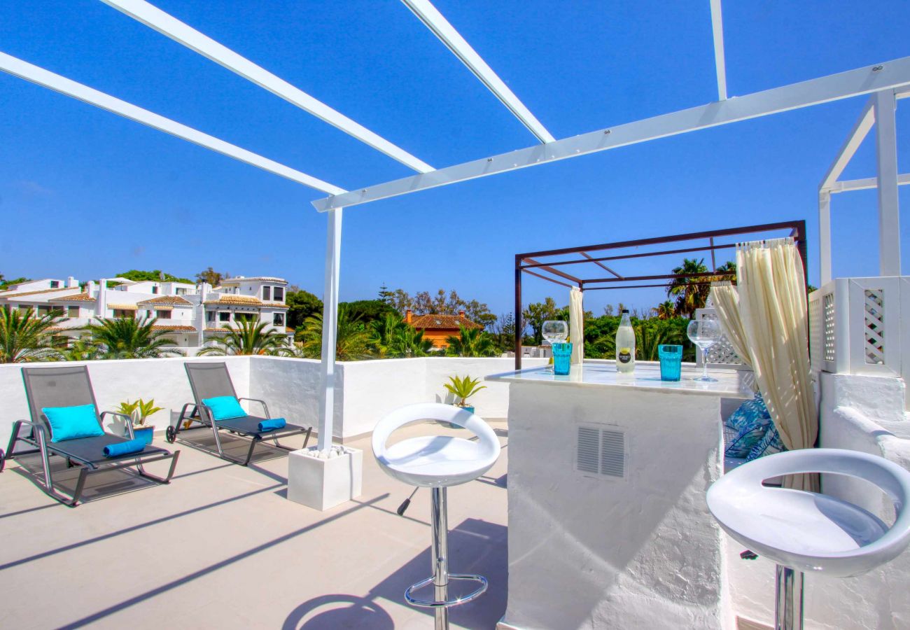 Appartement à Marbella - 1108 Elegant Golden Beach Apartments with sea View