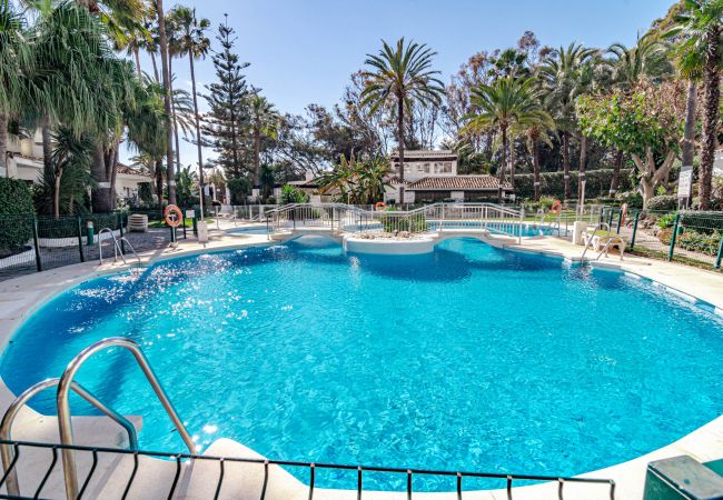 Appartement à Marbella - GC - Spacious flat in Golden beach Marbella