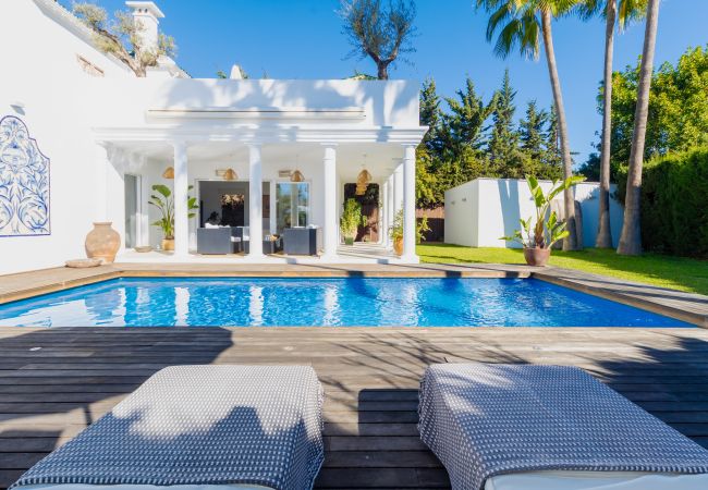 Villa à Marbella - 451035 - UNIQUE LUXURY BEACH SIDE VILLA