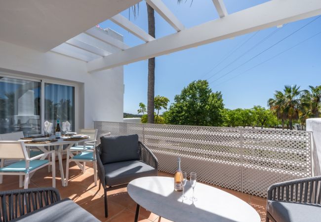 Appartement à Casares - AL-114 ESTEPONA - APARTMENT - ALCAZABA LAGOON 2 BD