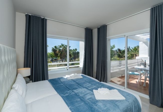 Appartement à Casares - AL-114 ESTEPONA - APARTMENT - ALCAZABA LAGOON 2 BD