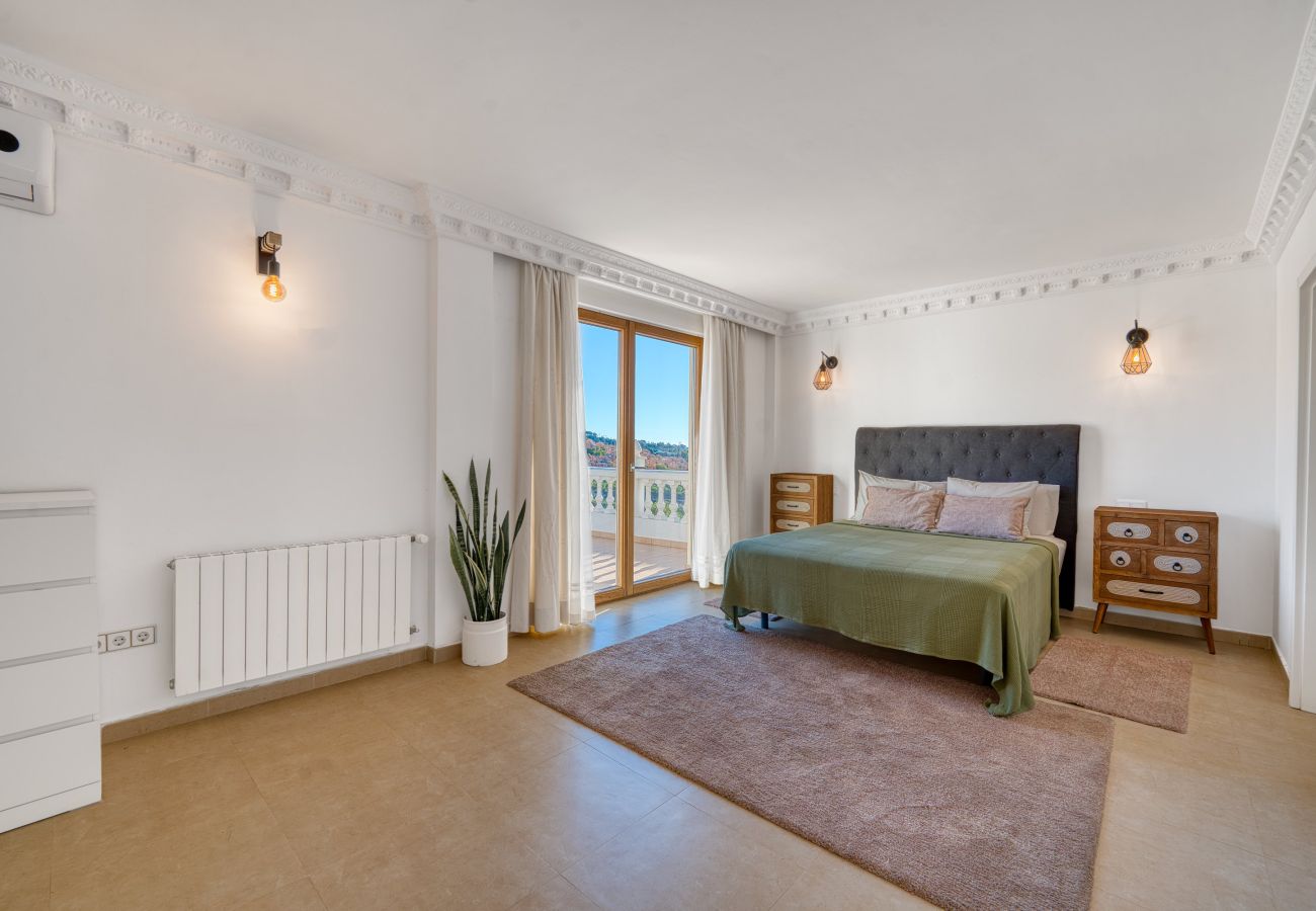 Villa à Marbella - 3077 Luxury Villa with Pool and Views in Elviria,