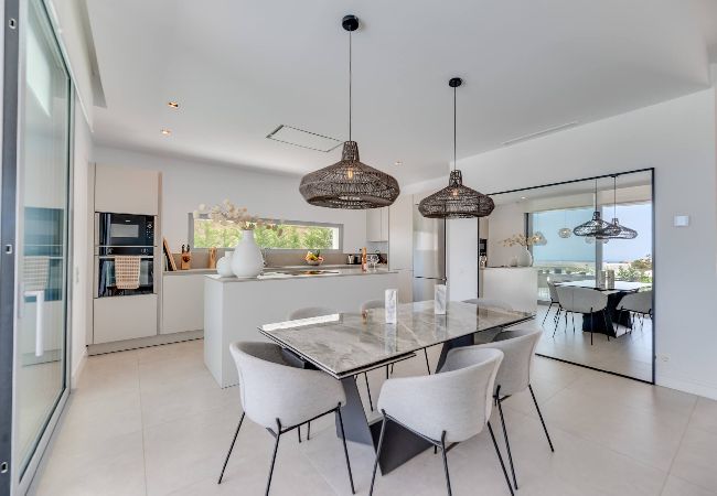 Villa à Marbella - 3303 Villa Riva (r3930610)