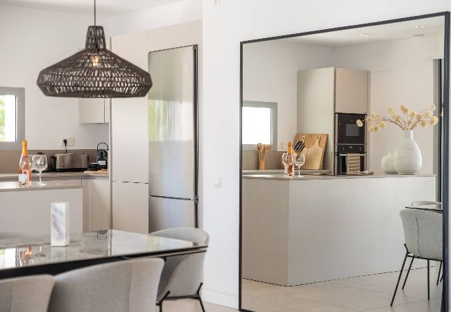 Villa à Marbella - 3303 Villa Riva (r3930610)