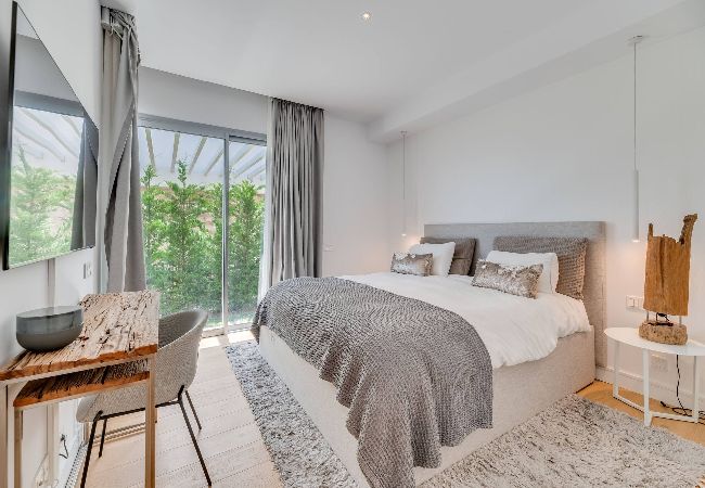 Villa à Marbella - 3303 Villa Riva (r3930610)