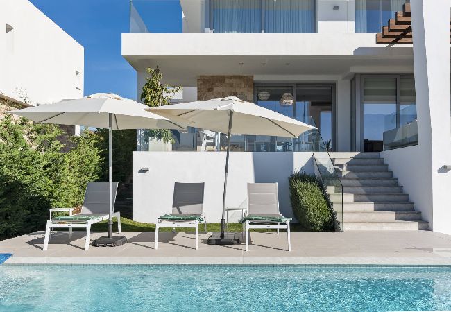 Villa à Marbella - 3303 Villa Riva (r3930610)