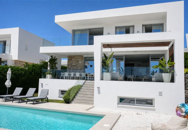Villa à Marbella - 3303 Villa Riva (r3930610)