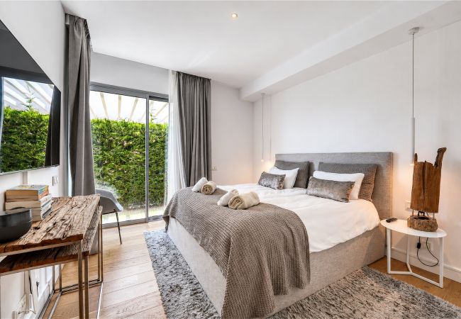 Villa à Marbella - 3303 Villa Riva (r3930610)