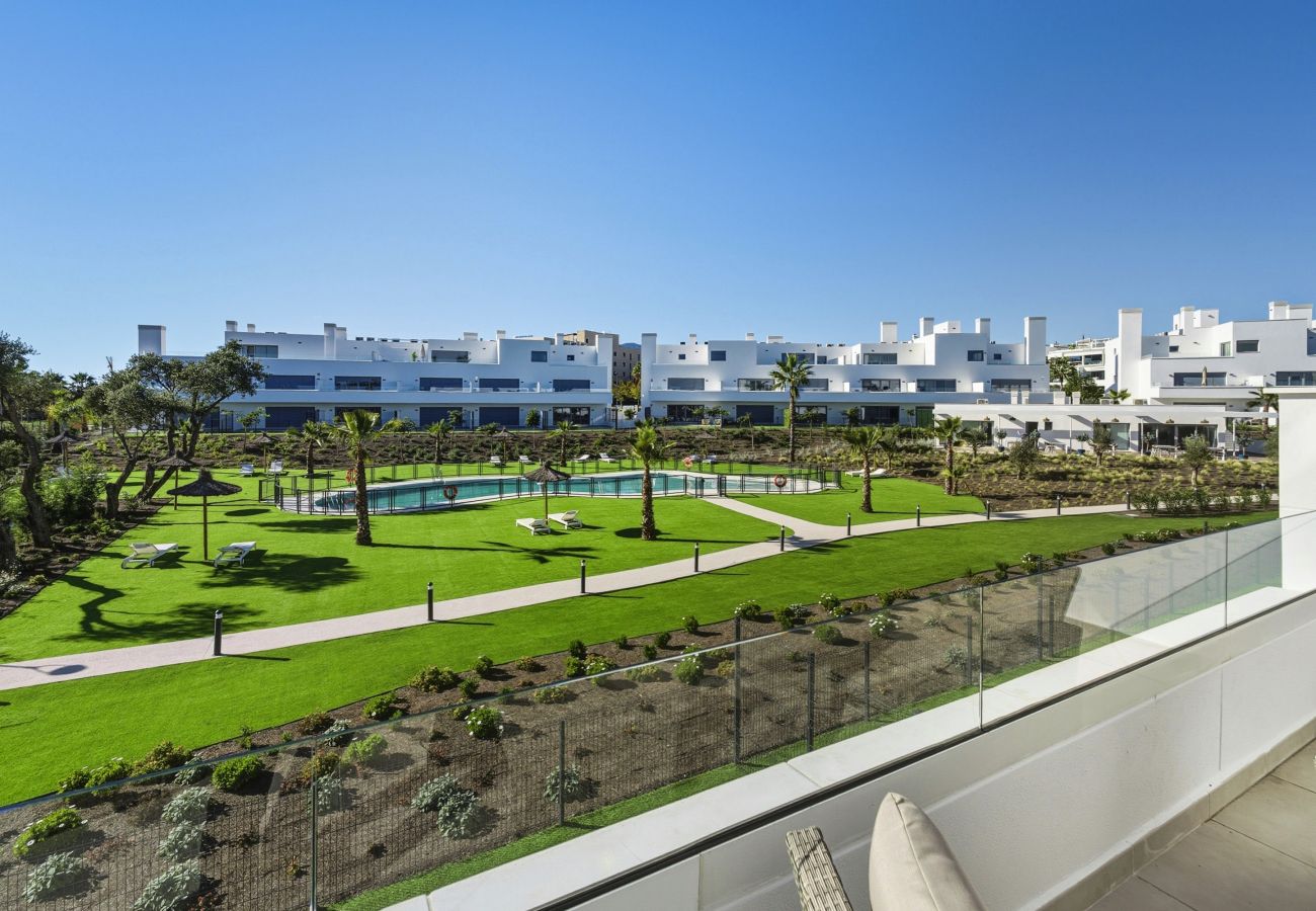 Appartement à Estepona - 3024 Bright apartment with terrace and pool