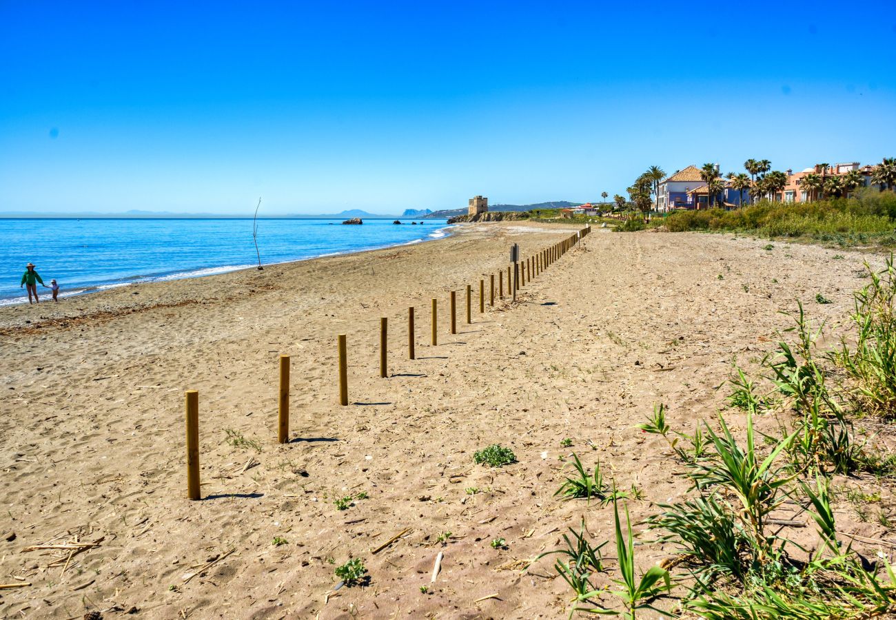 Appartement à Estepona - 3180 Duplex Penthouse with Panoramic Sea Views