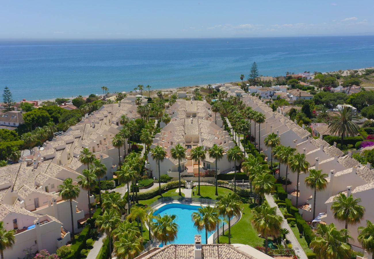 Maison mitoyenne à Marbella - 3150 Seaside Home with Stunning Sea Views