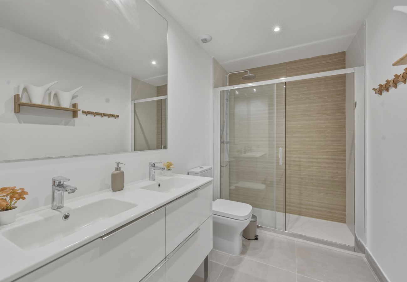 Appartement à Estepona - 3025 Elegant apartment with terrace and pool