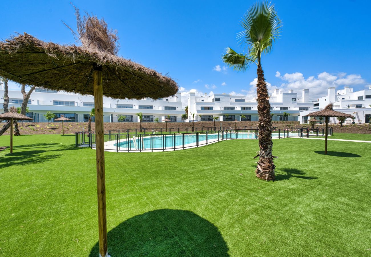 Appartement à Estepona - 3025 Elegant apartment with terrace and pool
