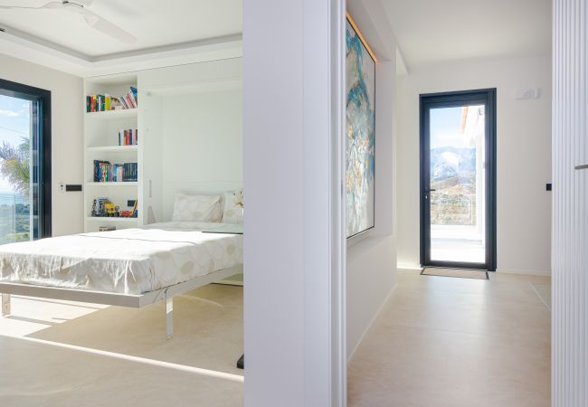 Villa in Marbella - Absolute high end villa with pool & Jacuzzi*
