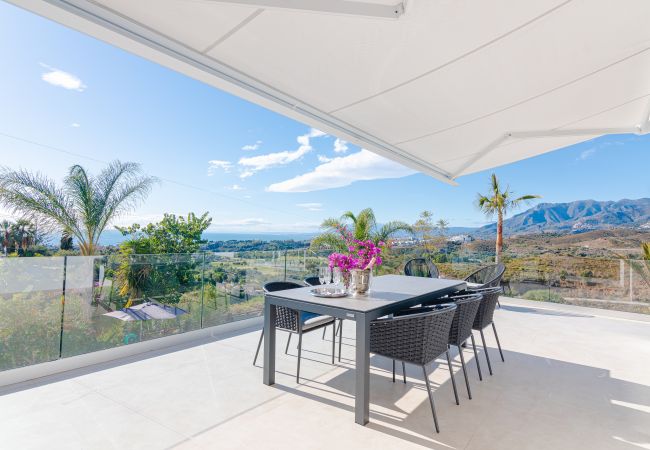 Villa in Marbella - Absolute high end villa with pool & Jacuzzi*