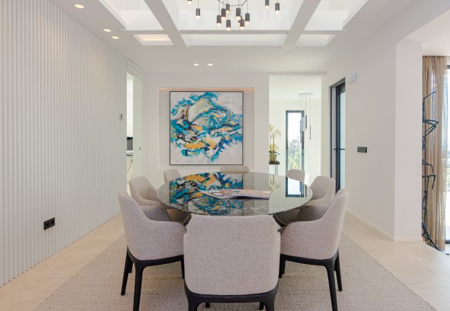 Villa in Marbella - Absolute high end villa with pool & Jacuzzi*