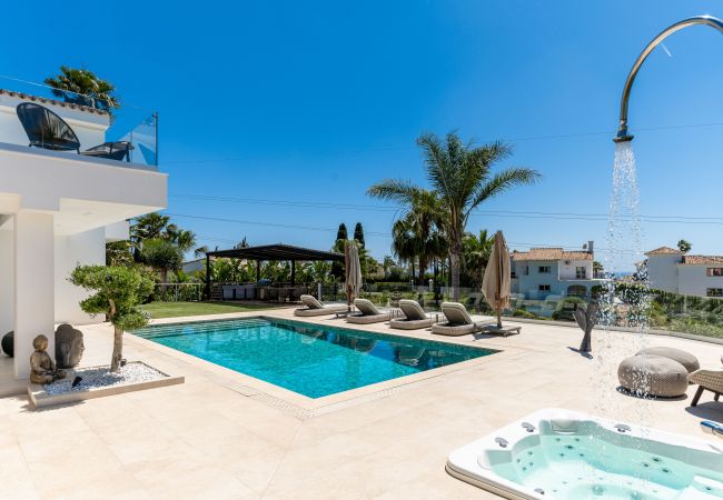 Villa in Marbella - Absolute high end villa with pool & Jacuzzi*