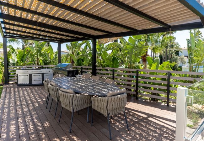 Villa in Marbella - Absolute high end villa with pool & Jacuzzi*