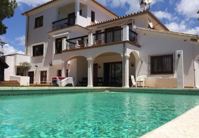 Villa/Dettached house in Marbella - 8381 - Large beach side villa in Marbella