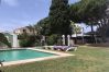 Villa in Marbella - Stunning 7-Bedroom Beachside Villa in Marbella