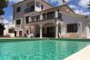 Villa in Marbella - Stunning 7-Bedroom Beachside Villa in Marbella