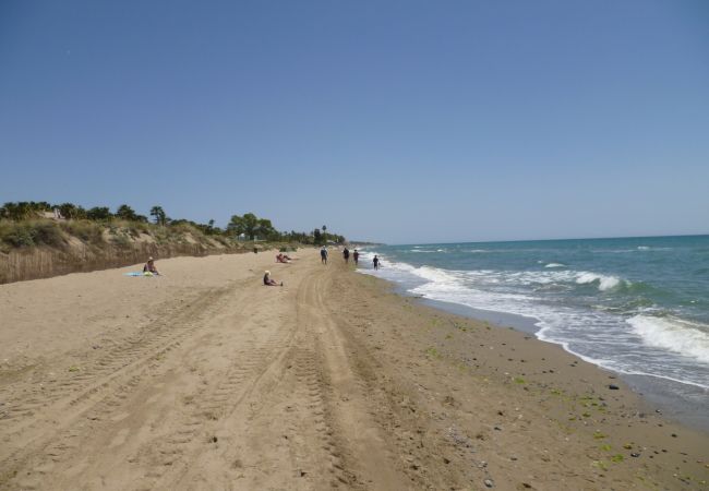 Villa in Marbella - Villa near Beach with Pool & Panoramic Views